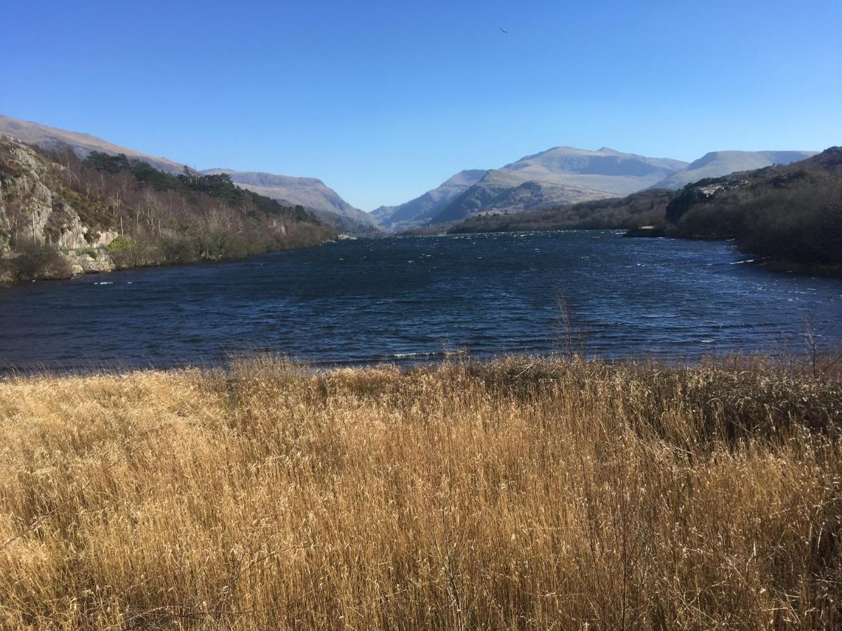 Llanberis Lodges Экстерьер фото