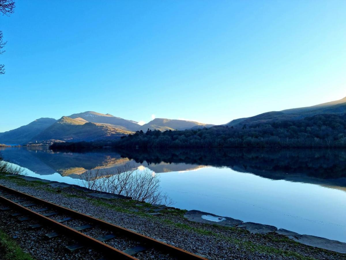 Llanberis Lodges Экстерьер фото